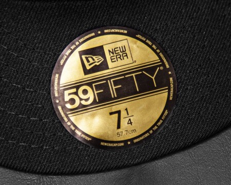 Стикер на бейсболке, снимать или оставлять? UPD 2023