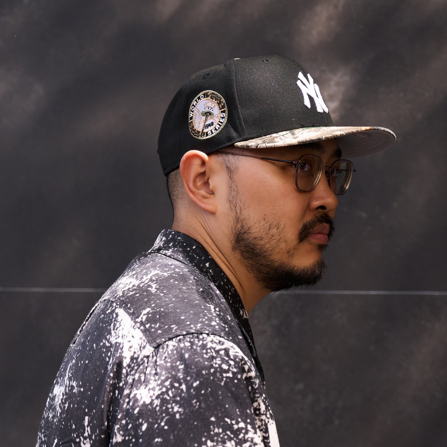 Бейсболка NEW ERA 9FIFTY SNAPBACK MLB NEW YORK YANKEES REAL TREE ЧЕРНАЯ / КАМУФЛЯЖНАЯ