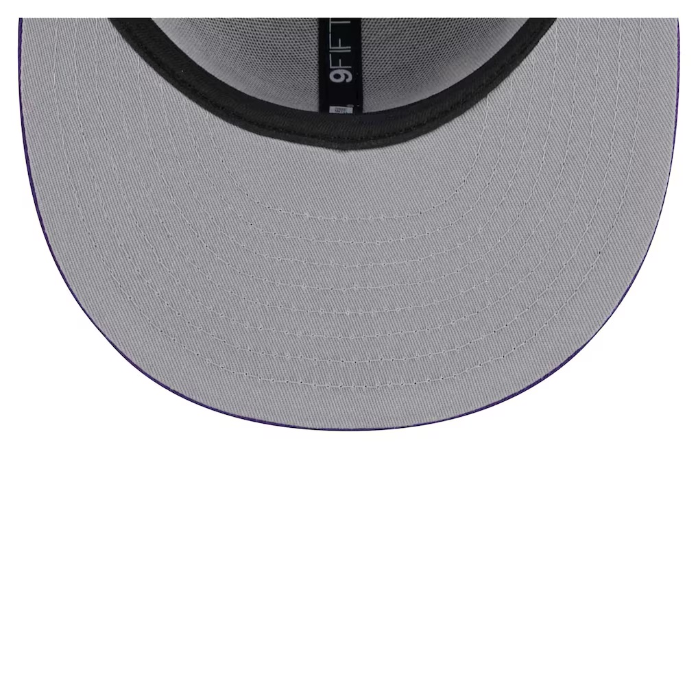 Бейсболка NEW ERA 9FIFTY SNAPBACK MLB NEW YORK YANKEES ЧЕРНАЯ / МЯТНАЯ / СЕРЫЙ НИЗ